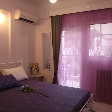 χαμένος στον παράδεισο Apartment *